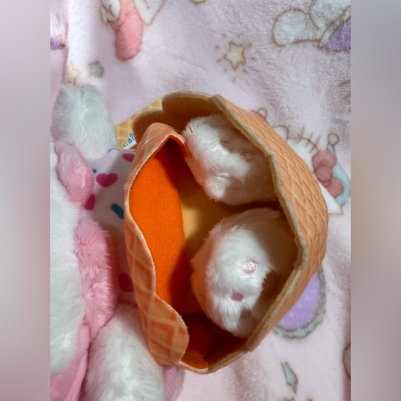 Kuromi Icecream Parlor Sundae Plush - Full Size - Sanrio - Kawaii Collector - Picture 4 of 10